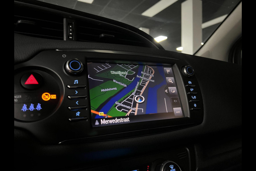 Toyota Yaris 1.5 Hybrid Executive | Cam | Clima | Cruise |