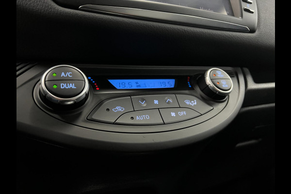 Toyota Yaris 1.5 Hybrid Executive | Cam | Clima | Cruise |
