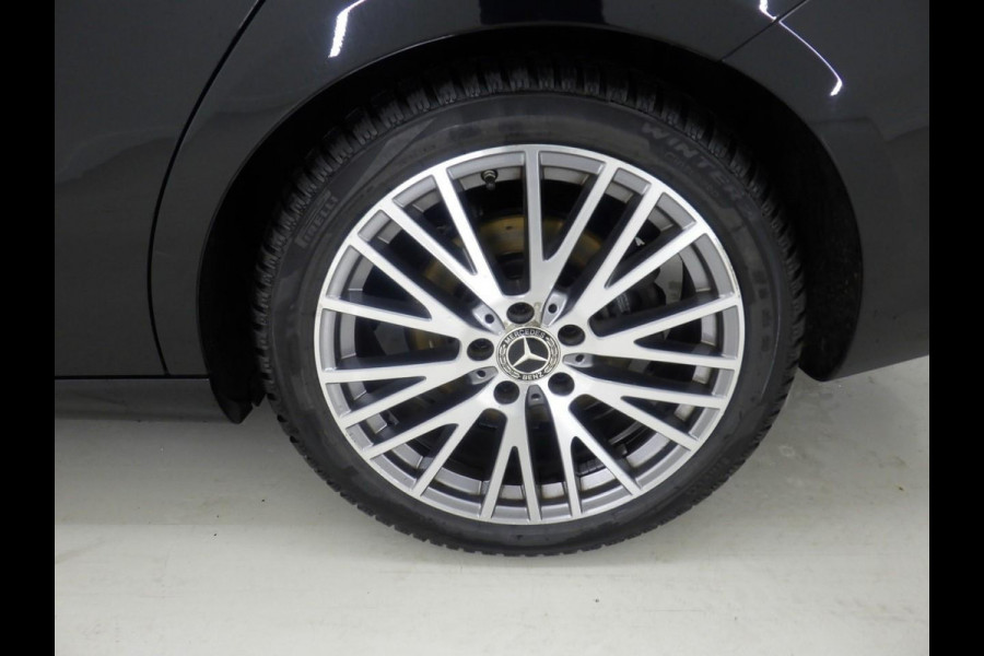 Mercedes-Benz CLA-Klasse Shooting Brake 200 Aut. DCT Luxury BUITENKANS! Panodak Ambient Light Leder + Memory stoelen PDC VA+Camera Mulitibeam LED NAVI MBUX Augmented Reality NL Auto + NAP