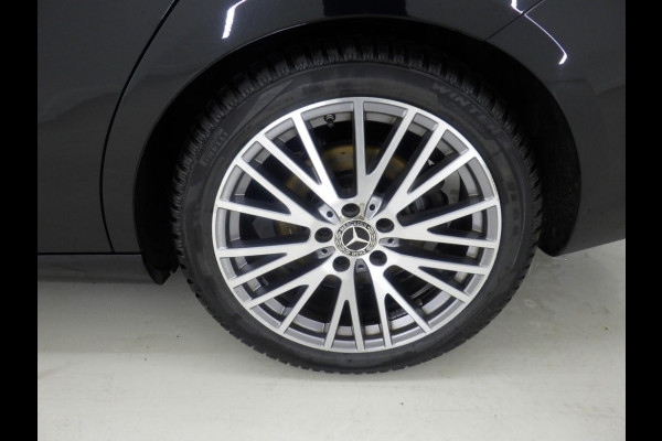 Mercedes-Benz CLA-Klasse Shooting Brake 200 Aut. DCT Luxury BUITENKANS! Panodak Ambient Light Leder + Memory stoelen PDC VA+Camera Mulitibeam LED NAVI MBUX Augmented Reality NL Auto + NAP