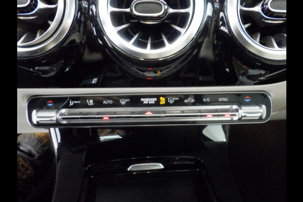 Mercedes-Benz CLA-Klasse Shooting Brake 200 Aut. DCT Luxury BUITENKANS! Panodak Ambient Light Leder + Memory stoelen PDC VA+Camera Mulitibeam LED NAVI MBUX Augmented Reality NL Auto + NAP