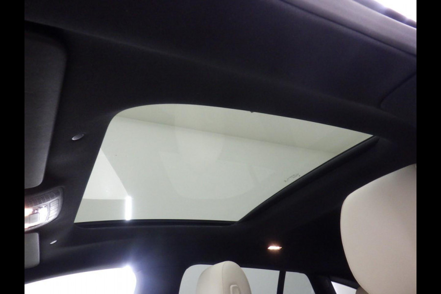 Mercedes-Benz CLA-Klasse Shooting Brake 200 Aut. DCT Luxury BUITENKANS! Panodak Ambient Light Leder + Memory stoelen PDC VA+Camera Mulitibeam LED NAVI MBUX Augmented Reality NL Auto + NAP