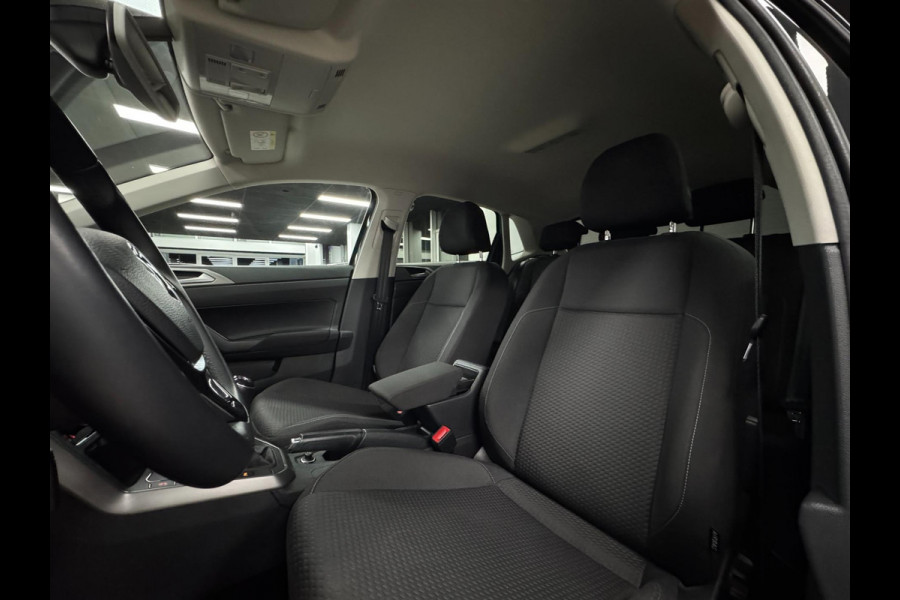 Volkswagen Polo 1.0 | PDC | Clima| Carplay| Virtual Cockpit|