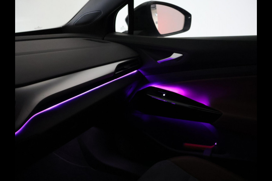 Volkswagen ID.4 FIRST 77 kWh 1st + 20 INCH LMV | TREKHAAK | CAMERA | SFEERVERLICHTING | ADAPTIVE CRUISE | STOELVERW.