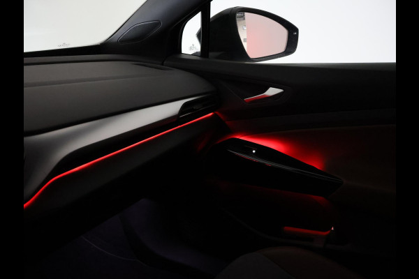 Volkswagen ID.4 FIRST 77 kWh 1st + 20 INCH LMV | TREKHAAK | CAMERA | SFEERVERLICHTING | ADAPTIVE CRUISE | STOELVERW.