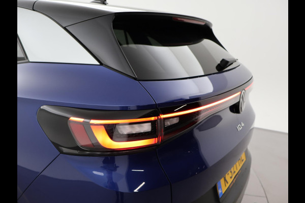 Volkswagen ID.4 FIRST 77 kWh 1st + 20 INCH LMV | TREKHAAK | CAMERA | SFEERVERLICHTING | ADAPTIVE CRUISE | STOELVERW.