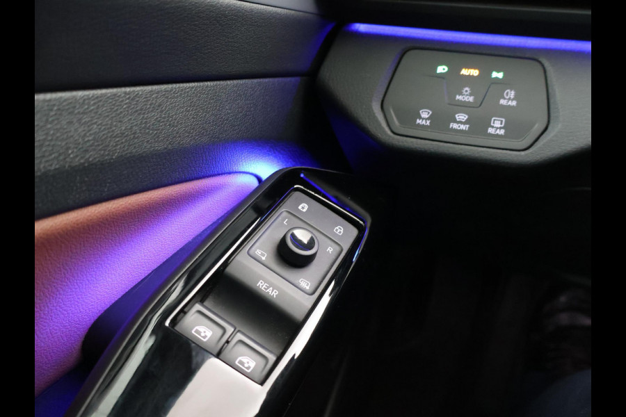 Volkswagen ID.4 FIRST 77 kWh 1st + 20 INCH LMV | TREKHAAK | CAMERA | SFEERVERLICHTING | ADAPTIVE CRUISE | STOELVERW.