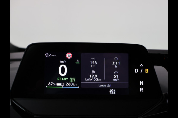 Volkswagen ID.4 FIRST 77 kWh 1st + 20 INCH LMV | TREKHAAK | CAMERA | SFEERVERLICHTING | ADAPTIVE CRUISE | STOELVERW.