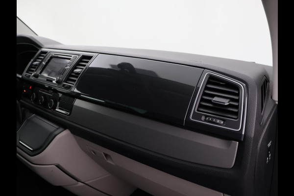 Volkswagen Transporter 2.0 TDI 150 PK DSG DUBBEL CABINE HIGHLINE + LEDER | CAMERA | LED | CARPLAY | T-EDITION