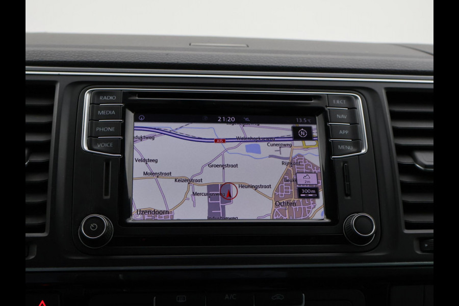 Volkswagen Transporter 2.0 TDI 150 PK DSG DUBBEL CABINE HIGHLINE + LEDER | CAMERA | LED | CARPLAY | T-EDITION