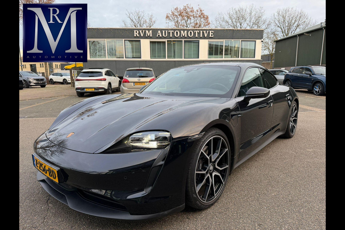 Porsche Taycan Performance 84 kWh VAN: 68.900,- VOOR: 64.440,- UW EINDEJAARSVOORDEEL: 4.460,- EURO | ADAPT. CRUISE | DODE HOEK HERKENNING | SPORTCHRONO | HEAD UP | WARMTEPOMP | DIRECT LEVERBAAR NET PORSCHE ONDERHOUD GEHAD |