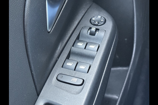 Opel Corsa BWJ 2022 | 1.2 101PK GS Line | PANO DAK | CAMERA A | NAVI | AIRCO | LED | PDC 2X | CARPLAY | SPORTSTOELEN |