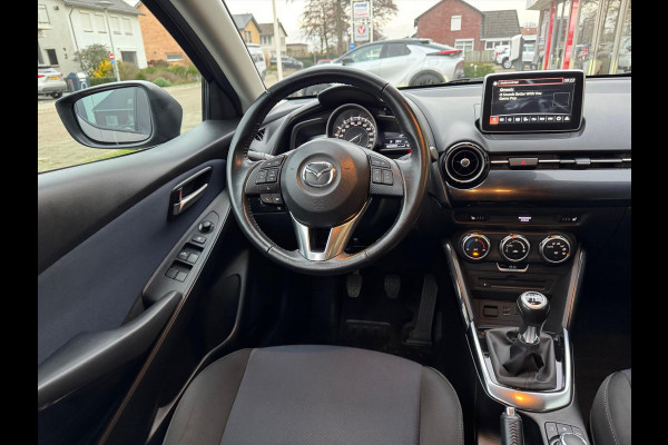 Mazda 2 1.5 SKYACTIV-G 90PK TS+ | Navigatie, Parkeersensoren, 16 inch, Climate control, Cruise control, Stoelverwarming