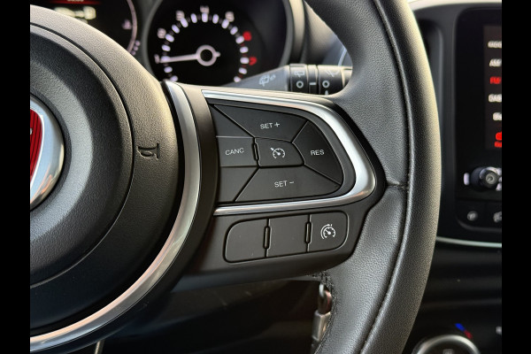 Fiat 500L BWJ 2018 | 0.9 TwinAir 105PK Cross | TREKHAAK | NAVI | CLIMA | CAMERA | PDC | LEDER/STOF | CARPLAY | PRIVACY GLASS |