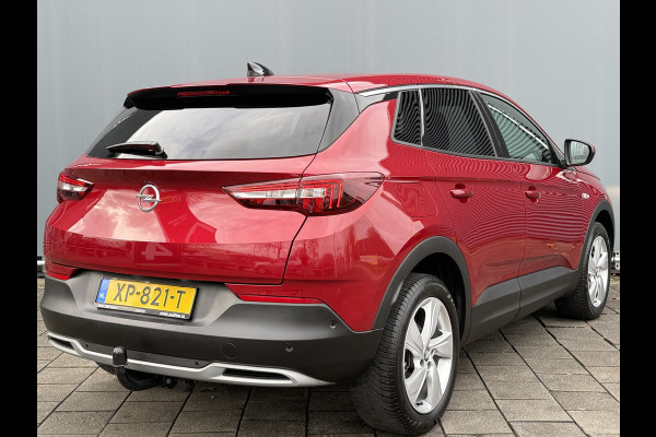 Opel Grandland X BWJ 2019 | 1.2T 131PK Bus Executive AUTOMAAT | TREKHAAK | CAMERA A | LEDER/STOF | NAVI | CLIMA | STOELVERW | CARPLAY | PRIVACY GLASS |