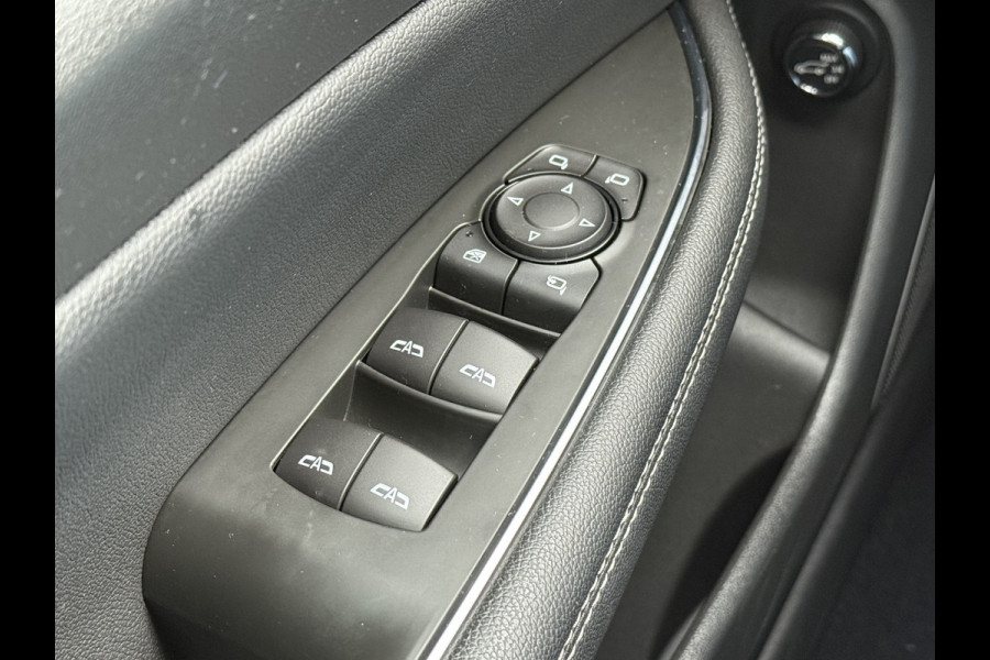 Opel Insignia Sports Tourer BWJ 2021 | 1.5CDTI 123PK Bus. Elegance | TREKHAAK | CAMERA A | NAVI | CLIMA | CARPLAY | PDC 2X | LEDER/STOF |