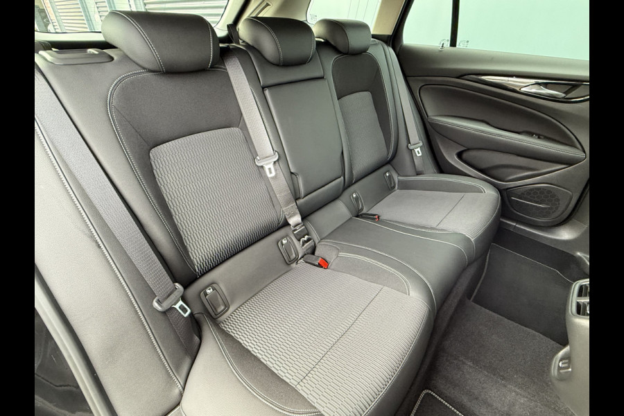 Opel Insignia Sports Tourer BWJ 2021 | 1.5CDTI 123PK Bus. Elegance | TREKHAAK | CAMERA A | NAVI | CLIMA | CARPLAY | PDC 2X | LEDER/STOF |