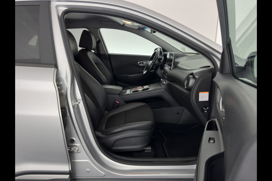 Hyundai Kona EV Fashion 64 kWh (3-Fase) {SOH-100%} (INCL-BTW)  Aut * HEATPUMP | NAVI-FULLMAP | LEATHER-FABRIC | KEYLESS | CAMERA | DAB | ECC | PDC | ADAPTIVE-CRUISE | LANE-ASSIST | HEATED SEATS | PRIVACY-GLASS | HEAD-UP | SHIFT-PADDLES | 17"A