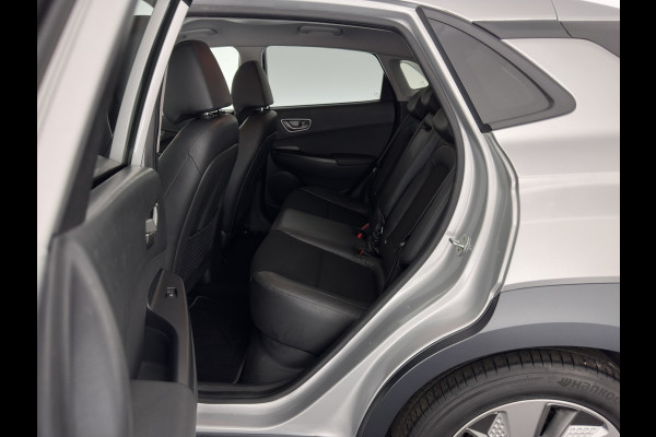 Hyundai Kona EV Fashion 64 kWh (3-Fase) {SOH-100%} (INCL-BTW)  Aut * HEATPUMP | NAVI-FULLMAP | LEATHER-FABRIC | KEYLESS | CAMERA | DAB | ECC | PDC | ADAPTIVE-CRUISE | LANE-ASSIST | HEATED SEATS | PRIVACY-GLASS | HEAD-UP | SHIFT-PADDLES | 17"A