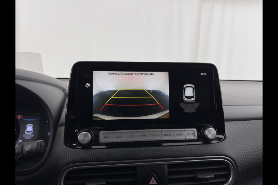 Hyundai Kona EV Fashion 64 kWh (3-Fase) {SOH-100%} (INCL-BTW)  Aut * HEATPUMP | NAVI-FULLMAP | LEATHER-FABRIC | KEYLESS | CAMERA | DAB | ECC | PDC | ADAPTIVE-CRUISE | LANE-ASSIST | HEATED SEATS | PRIVACY-GLASS | HEAD-UP | SHIFT-PADDLES | 17"A
