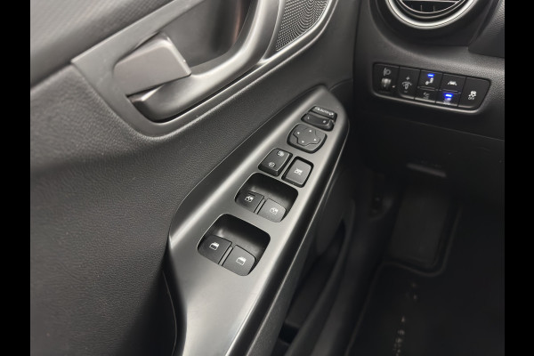 Hyundai Kona EV Fashion 64 kWh (3-Fase) {SOH-100%} (INCL-BTW)  Aut * HEATPUMP | NAVI-FULLMAP | LEATHER-FABRIC | KEYLESS | CAMERA | DAB | ECC | PDC | ADAPTIVE-CRUISE | LANE-ASSIST | HEATED SEATS | PRIVACY-GLASS | HEAD-UP | SHIFT-PADDLES | 17"A