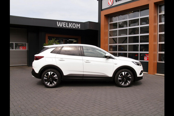 Opel Grandland X 1.2 Turbo Innovation | Gereviseerde motor | Automaat | Camera | Apple Carplay | Leer | Trekhaak |