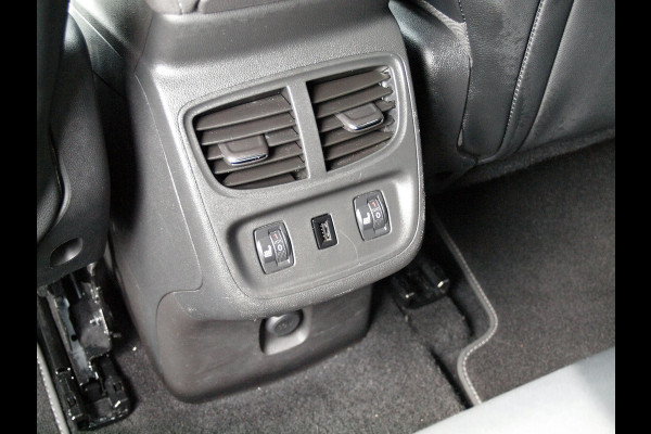 Opel Grandland X 1.2 Turbo Innovation | Gereviseerde motor | Automaat | Camera | Apple Carplay | Leer | Trekhaak |
