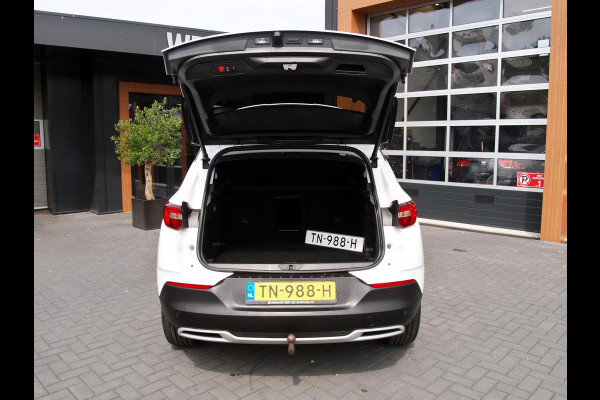 Opel Grandland X 1.2 Turbo Innovation | Gereviseerde motor | Automaat | Camera | Apple Carplay | Leer | Trekhaak |