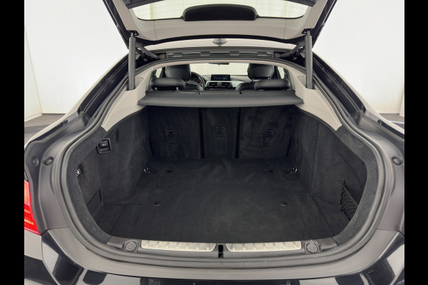 BMW 4 Serie Gran Coupé 420d Centennial High Executive (INCL-BTW) Aut. *NAVI-FULLMAP | FULL-LEATHER | HEATED- COMFORTSEATS | ECC | BI-XENON | KEYLESS | MEMORY-PACK | PDC | 18'' ALU*