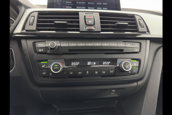 BMW 4 Serie Gran Coupé 420d Centennial High Executive (INCL-BTW) Aut. *NAVI-FULLMAP | FULL-LEATHER | HEATED- COMFORTSEATS | ECC | BI-XENON | KEYLESS | MEMORY-PACK | PDC | 18'' ALU*