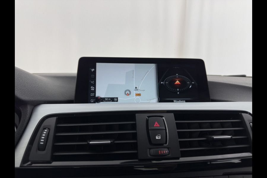 BMW 4 Serie Gran Coupé 420d Centennial High Executive (INCL-BTW) Aut. *NAVI-FULLMAP | FULL-LEATHER | HEATED- COMFORTSEATS | ECC | BI-XENON | KEYLESS | MEMORY-PACK | PDC | 18'' ALU*