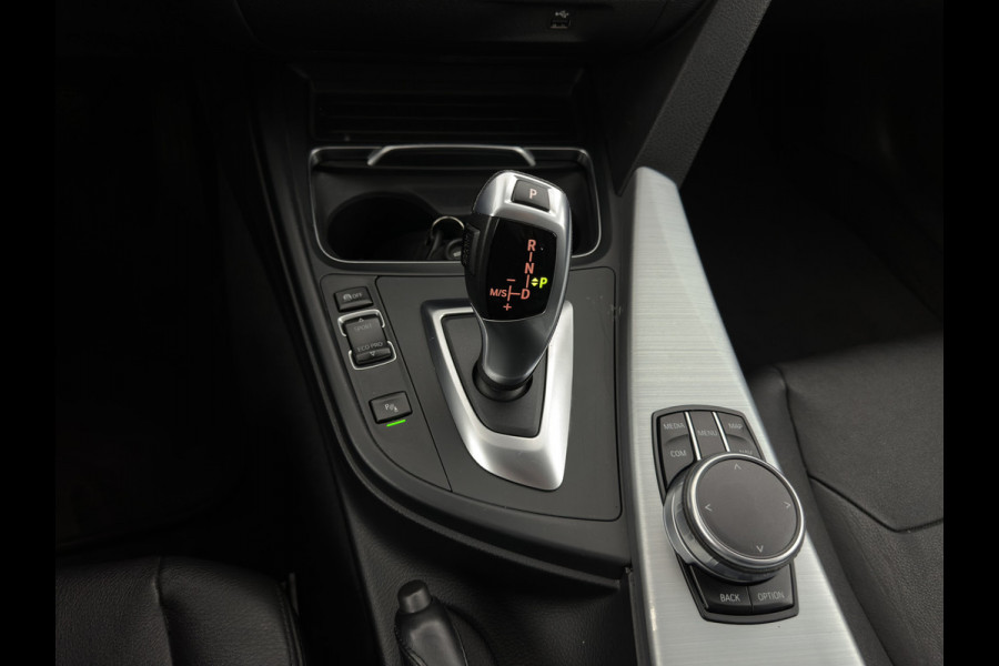 BMW 4 Serie Gran Coupé 420d Centennial High Executive (INCL-BTW) Aut. *NAVI-FULLMAP | FULL-LEATHER | HEATED- COMFORTSEATS | ECC | BI-XENON | KEYLESS | MEMORY-PACK | PDC | 18'' ALU*