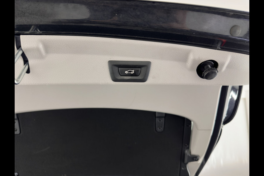 BMW 4 Serie Gran Coupé 420d Centennial High Executive (INCL-BTW) Aut. *NAVI-FULLMAP | FULL-LEATHER | HEATED- COMFORTSEATS | ECC | BI-XENON | KEYLESS | MEMORY-PACK | PDC | 18'' ALU*