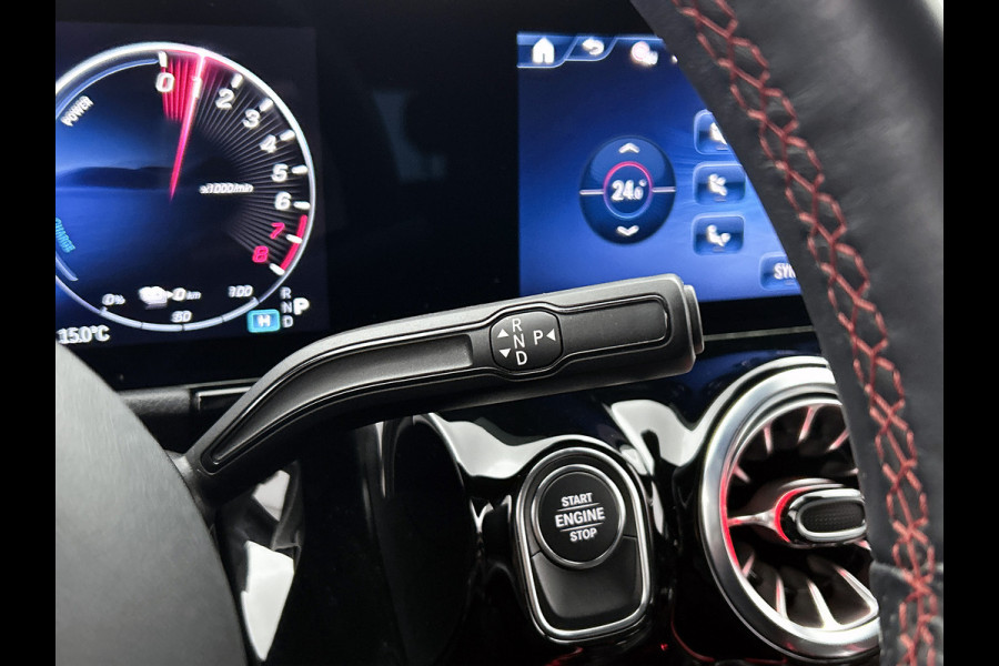 Mercedes-Benz GLA 250 e AMG Plug-In Hybride 5 spaaks lichtmetalen velgen | Navigatie | Parking support met camera | Inclusief 24 maanden MB Certified garantie voor Europa.