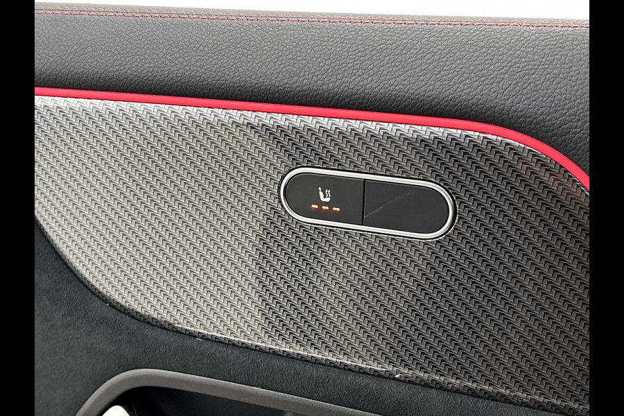 Mercedes-Benz GLA 250 e AMG Plug-In Hybride 5 spaaks lichtmetalen velgen | Navigatie | Parking support met camera | Inclusief 24 maanden MB Certified garantie voor Europa.