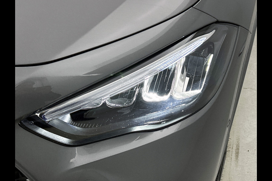 Mercedes-Benz GLA 250 e AMG Plug-In Hybride 5 spaaks lichtmetalen velgen | Navigatie | Parking support met camera | Inclusief 24 maanden MB Certified garantie voor Europa.