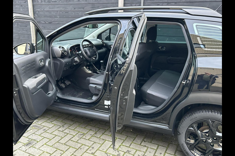 Citroën C3 Aircross 1.2 PureTech Max 110 PK 17" LM / FM nav / camera / LED