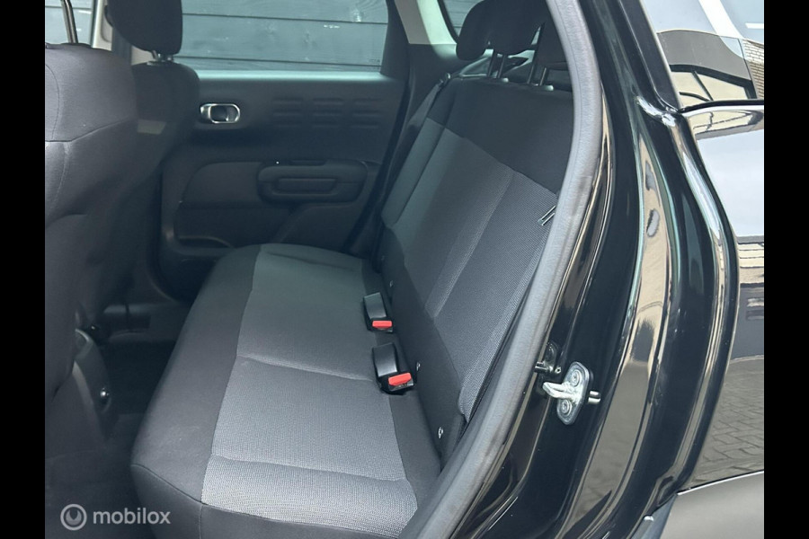 Citroën C3 Aircross 1.2 PureTech Max 110 PK 17" LM / FM nav / camera / LED