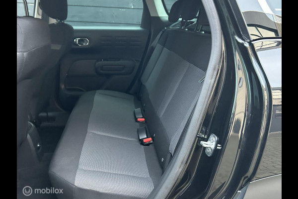 Citroën C3 Aircross 1.2 PureTech Max 110 PK 17" LM / FM nav / camera / LED