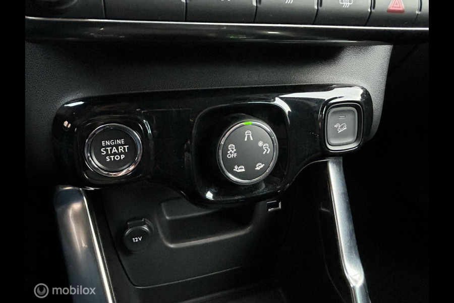 Citroën C3 Aircross 1.2 PureTech Max 110 PK 17" LM / FM nav / camera / LED
