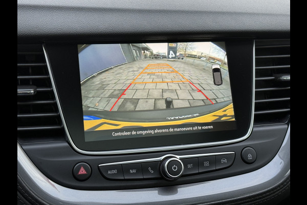 Opel Grandland X BWJ 2019 | 1.2T 131PK Bus. Executive | TREKHAAK | PANO DAK | CLIMA | NAVI | 18'' LMV | CARPLAY | SPORTSTOELEN | PDC 2X