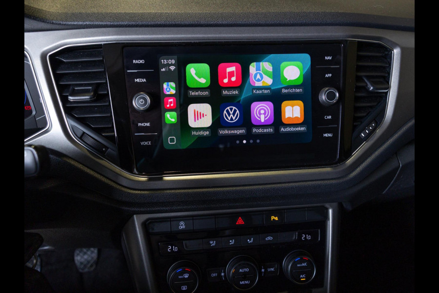 Volkswagen T-Roc 1.0 TSI Style Business / 110pk / Achteruitrij camera / Virtual cockpit /