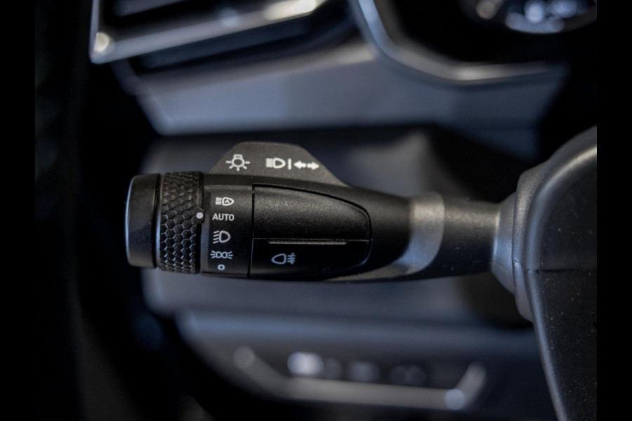 Lynk & Co 01 1.5 / 261pk / Blackstyle