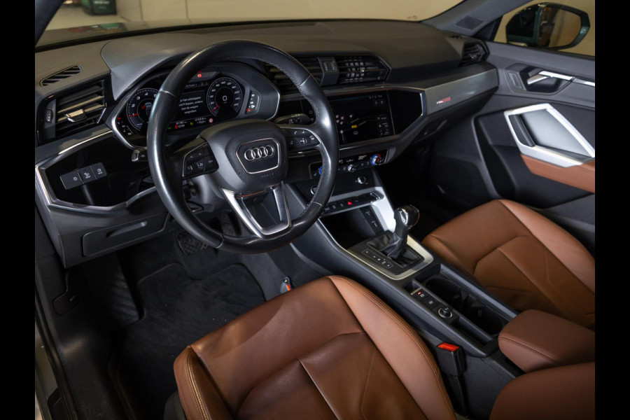 Audi Q3 Sportback 35 TFSI Business Edition / 150pk / Panorama dak / Keyless / Rondomzicht camera /