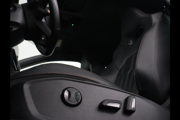 CUPRA Leon 1.4 eHybrid VZ | 245pk | Leder | Stoelverwarming | Camera | Carplay | Memory | Sfeerverlichting | Navigatie | Adaptive cruise | Keyless | Sportstoelen | Full LED | 19'' | PHEV | Plug In