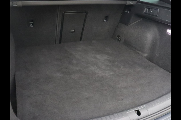 CUPRA Leon 1.4 eHybrid VZ | 245pk | Leder | Stoelverwarming | Camera | Carplay | Memory | Sfeerverlichting | Navigatie | Adaptive cruise | Keyless | Sportstoelen | Full LED | 19'' | PHEV | Plug In