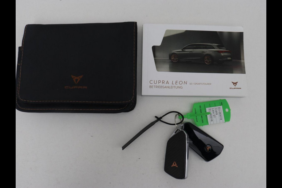 CUPRA Leon 1.4 eHybrid VZ | 245pk | Leder | Stoelverwarming | Camera | Carplay | Memory | Sfeerverlichting | Navigatie | Adaptive cruise | Keyless | Sportstoelen | Full LED | 19'' | PHEV | Plug In