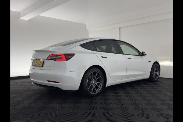 Tesla Model 3 Long Range AWD 75 kWh [3-Fase] {SOH-86%} (INCL-BTW)  Aut. *HEATPUMP | PANO | AUTO-PILOT | LUXURY-LEATHER | KEYLESS | FULL-LED | MEMORY-PACK | SURROUND-VIEW | DAB | CARPLAY | DIGI-COCKPIT | LANE-ASSIST | COMFORT-SEATS | 18"ALU*