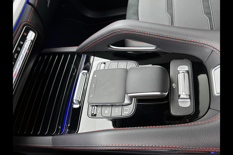 Mercedes-Benz GLE Mercedes-AMG 53 Hybrid 4MATIC+ Premium AMG Premium | Night Pakket | 22 Inch Velgen | Trekhaak | Panorama Schuif-Kanteldak. Inclusief 24 maanden Mercedes-Benz Certified garantie voor Europa.