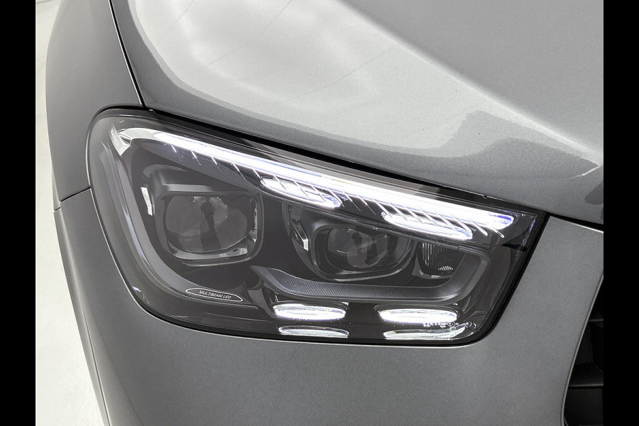 Mercedes-Benz GLE Mercedes-AMG 53 Hybrid 4MATIC+ Premium AMG Premium | Night Pakket | 22 Inch Velgen | Trekhaak | Panorama Schuif-Kanteldak. Inclusief 24 maanden Mercedes-Benz Certified garantie voor Europa.